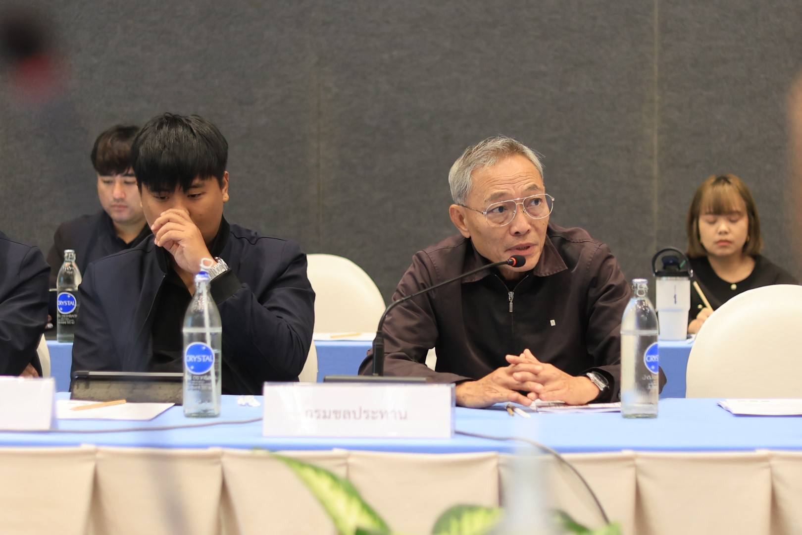 title - ส.ป.ก. ร่วมประชุมหารือเพื่อระดมความคิดเห็นและข้อเสนอแนะต่อรายงานติดตาม ตรวจสอบ และประเมินผลการใช้ที่ดินของประเทศไทยให้เหมาะสมกับสภาพที่ดินและศักยภาพที่ดิน ภาคตะวันออกเฉียงเหนือ